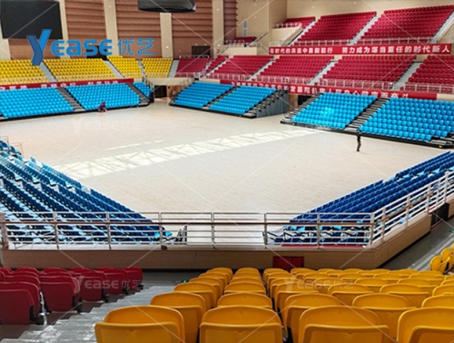 新疆醫科大學體育館（雪蓮山校區）